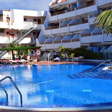 Con Piscina E Vista Mare L102 Apartment